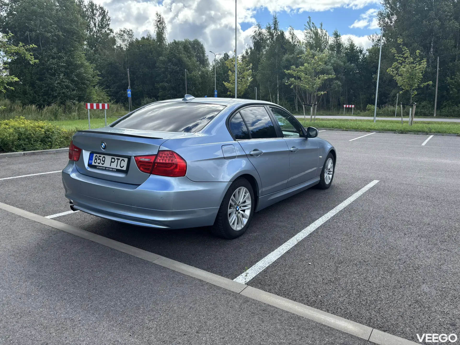 BMW 318 2.0 105kW
