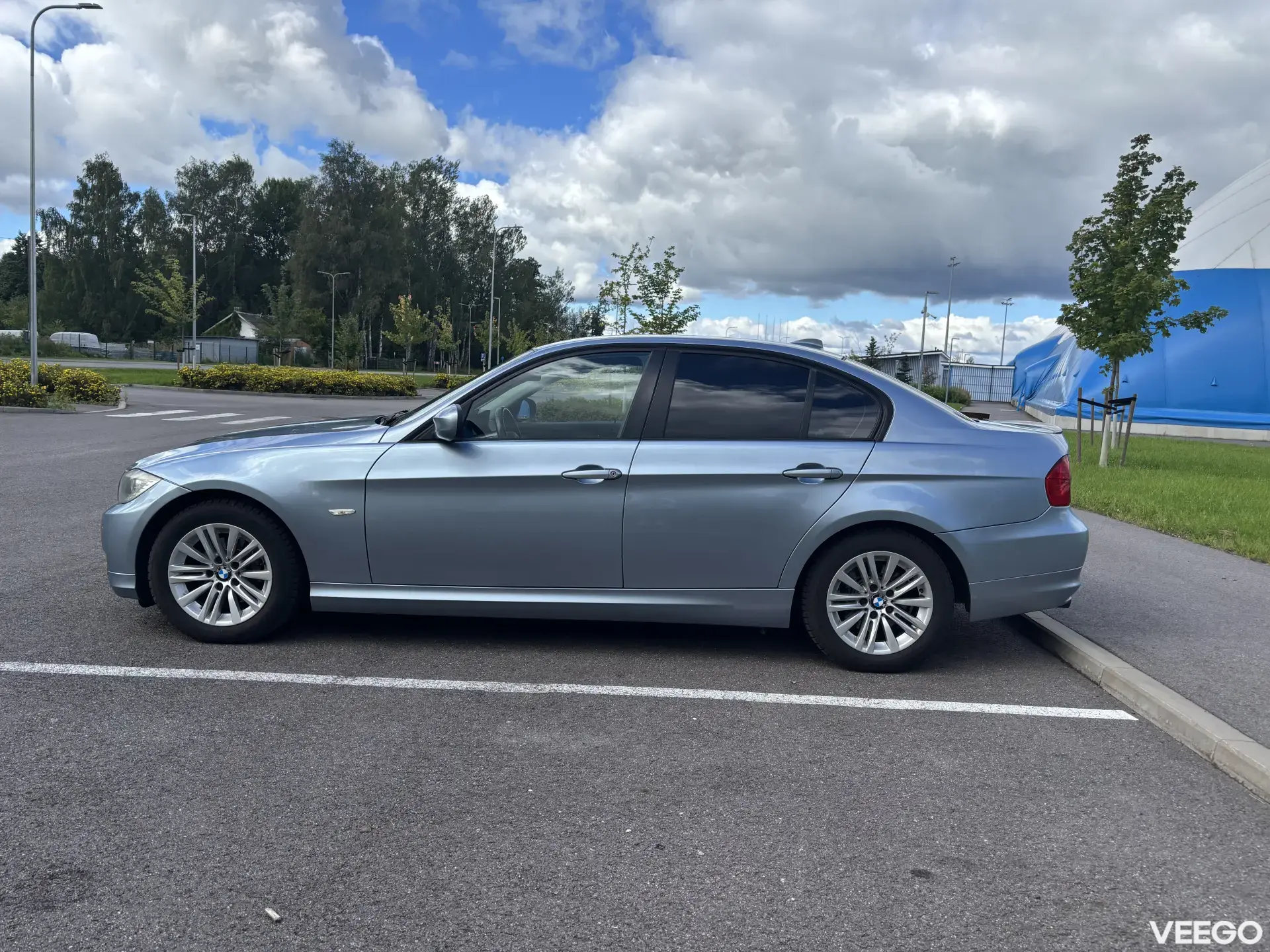 BMW 318 2.0 105kW