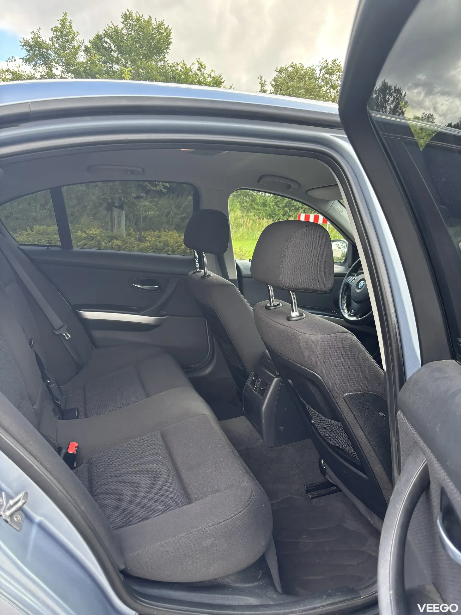 BMW 318 2.0 105kW