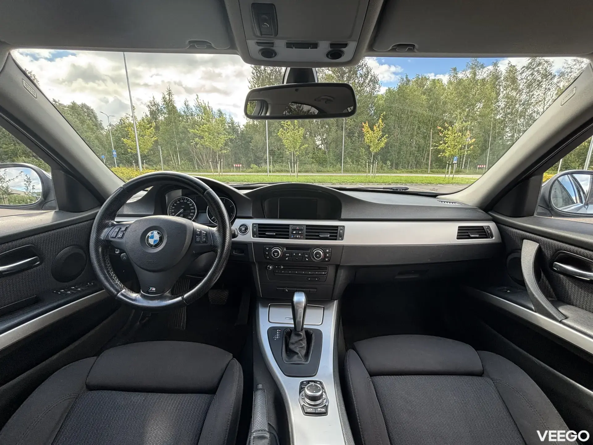 BMW 318 2.0 105kW