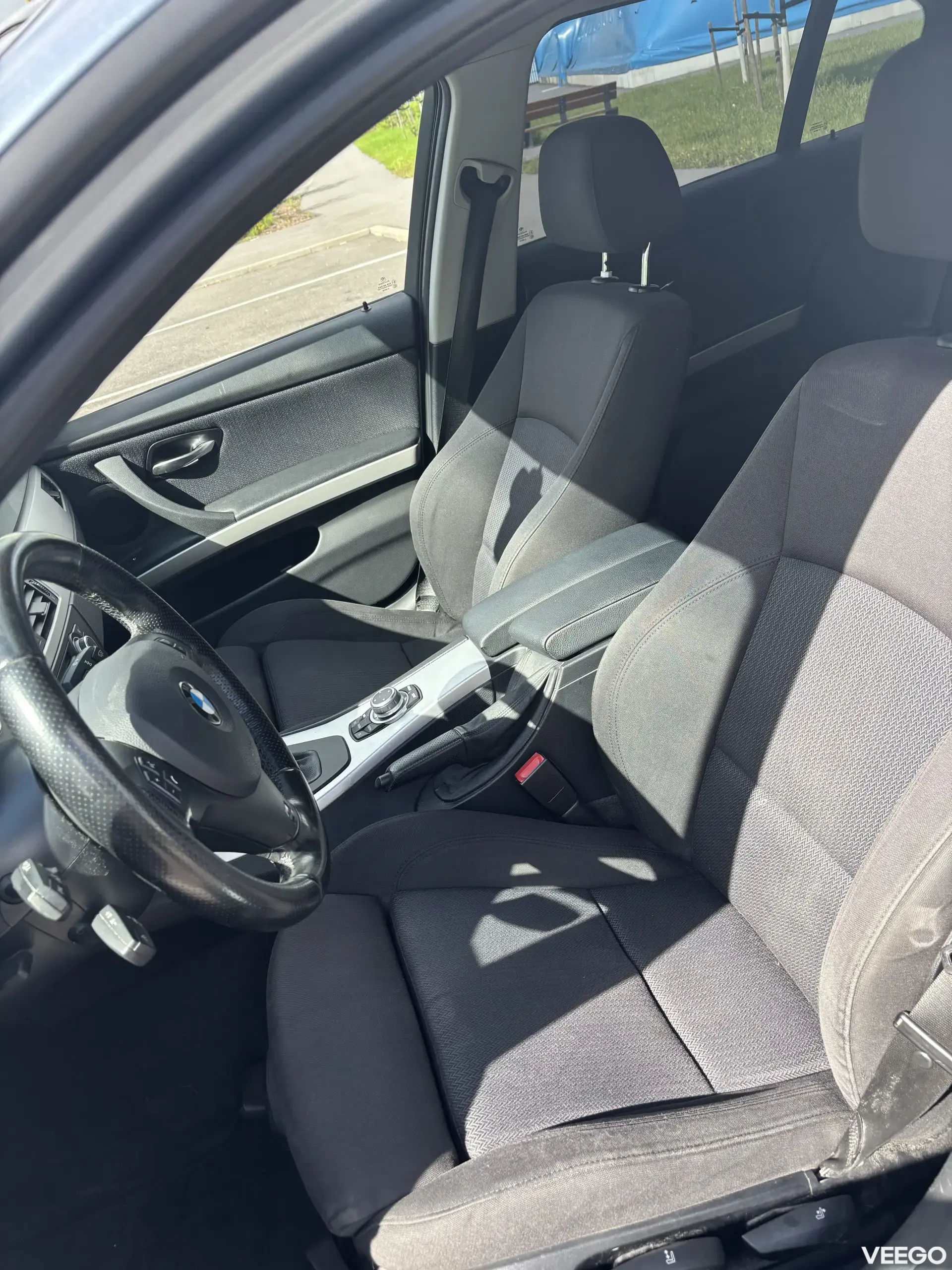 BMW 318 2.0 105kW