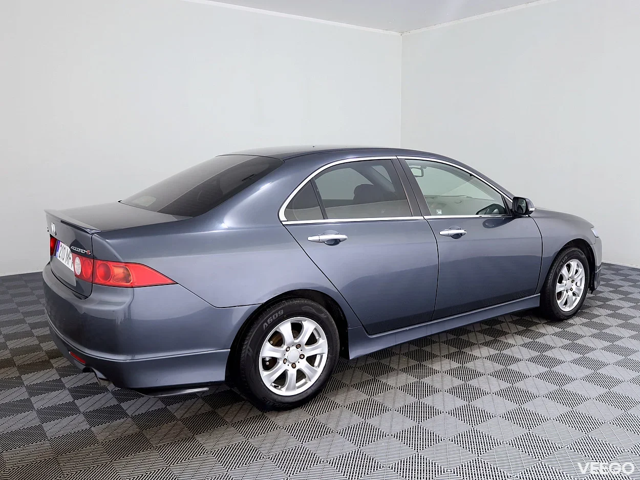 Honda Accord 2.4 141kW