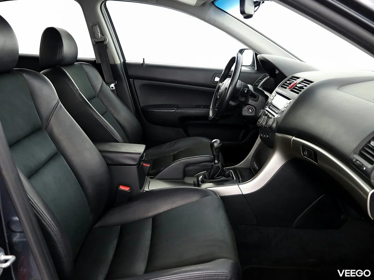 Honda Accord 2.4 141kW