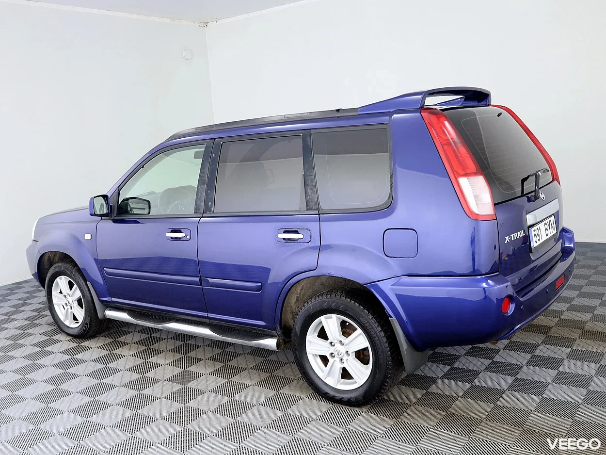 Nissan X-Trail 2.5 121kW