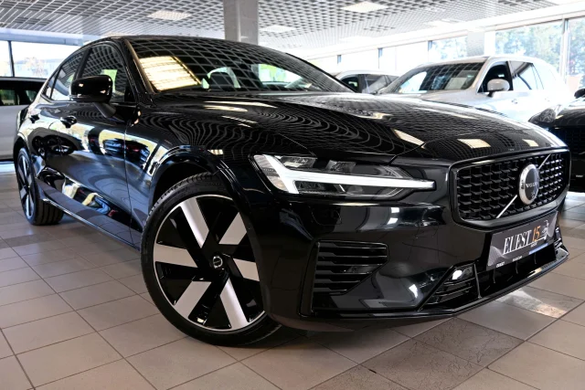 Image of Volvo S60 AWD B&W ULTIMATE DARK XENIUM INTELLI 2 335kW