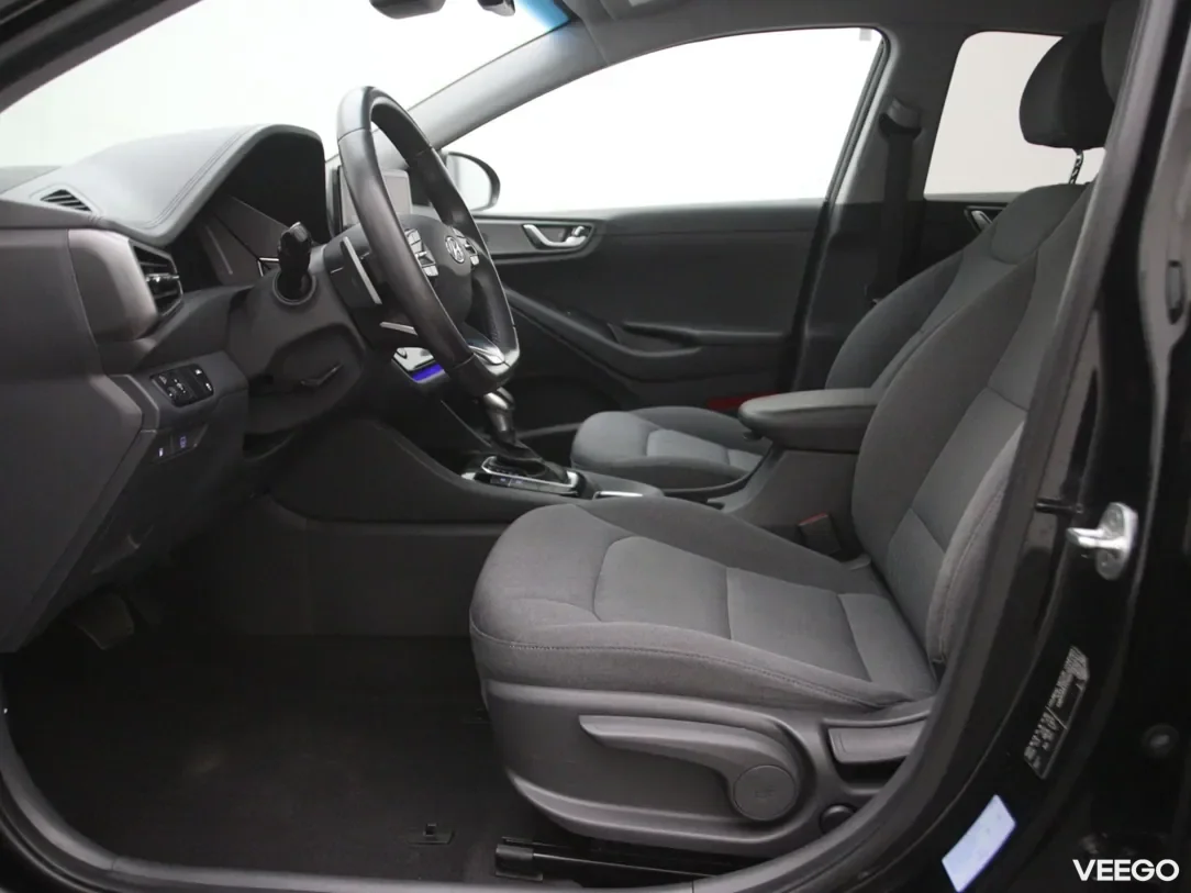 Hyundai IONIQ 1.6 104kW