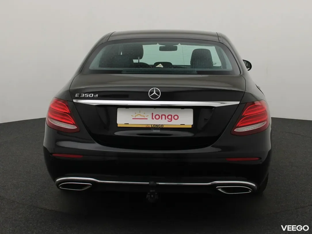 Mercedes-Benz E350 3 190kW