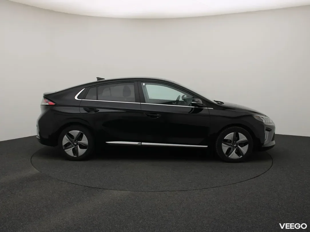 Hyundai IONIQ 1.6 104kW