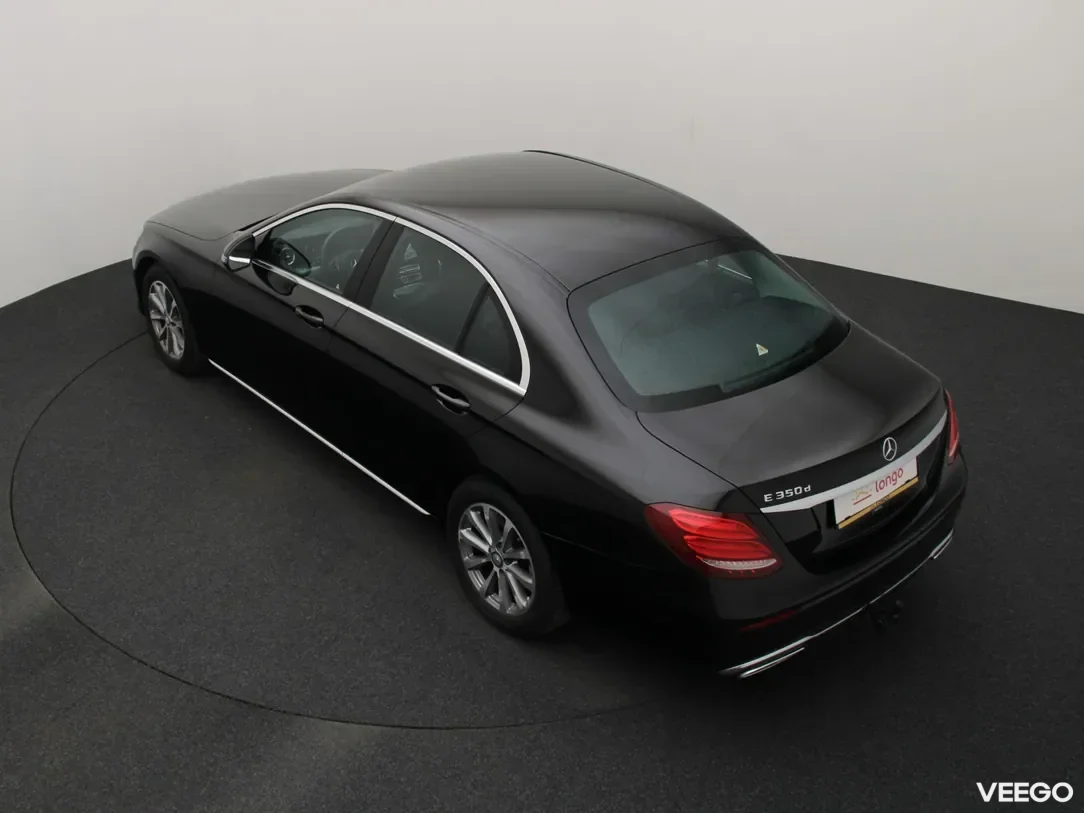 Mercedes-Benz E350 3 190kW