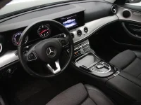 Mercedes-Benz E350 3 190kW thumbnail