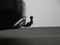 Mercedes-Benz E350 3 190kW thumbnail
