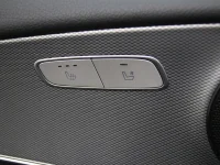 Mercedes-Benz E350 3 190kW thumbnail