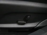 Mercedes-Benz E350 3 190kW thumbnail