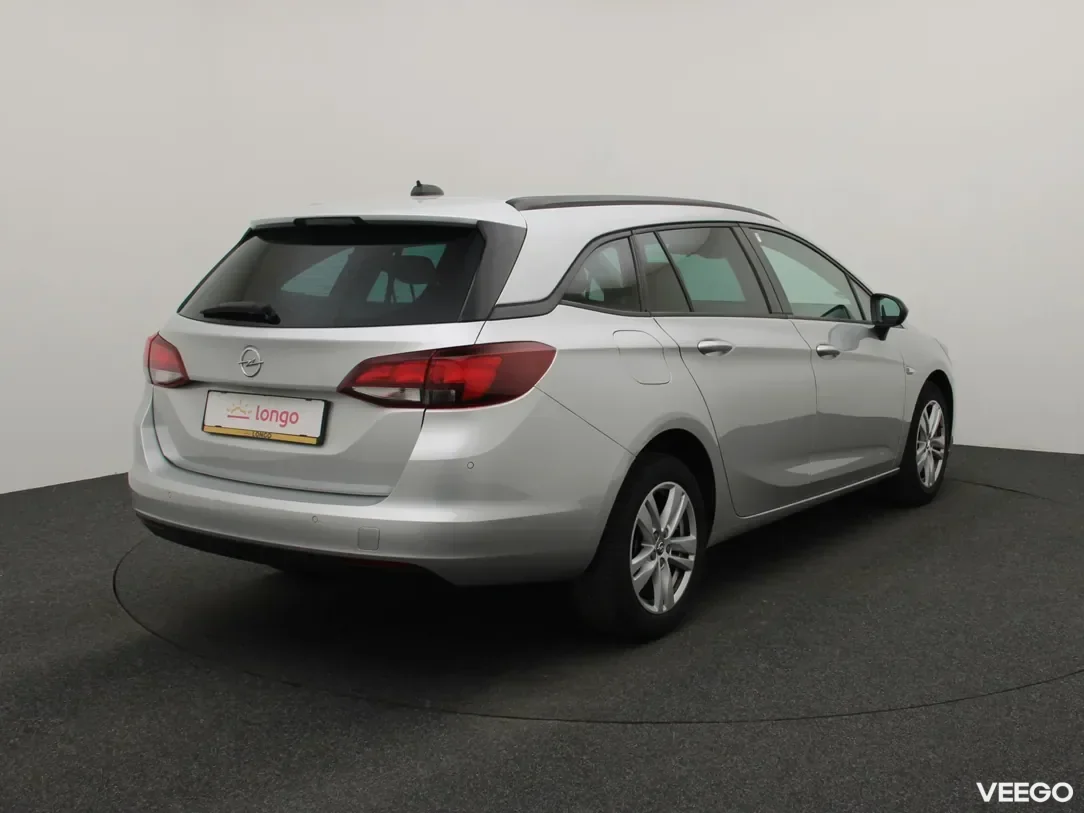 Opel Astra 1.4 107kW