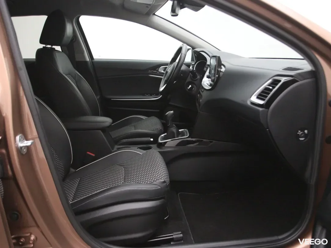 Kia Ceed Plus 1.5 118kW