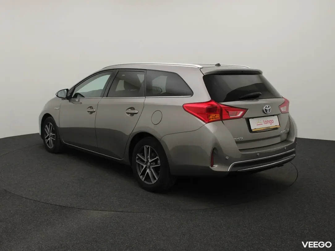 Toyota Auris 1.8 100kW