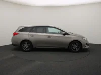 Toyota Auris 1.8 100kW thumbnail
