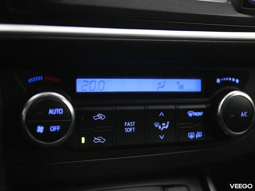 Toyota Auris 1.8 100kW