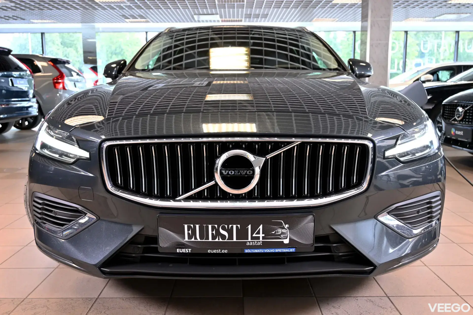 Volvo V60 AWD T8 H&K INSCRIPTION XENIUM INTELLI SAFE MY21 2 293kW