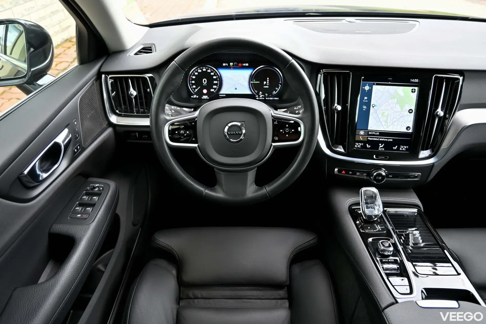 Volvo V60 AWD T8 H&K INSCRIPTION XENIUM INTELLI SAFE MY21 2 293kW
