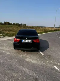 BMW 318 E90 2.0 90kW thumbnail