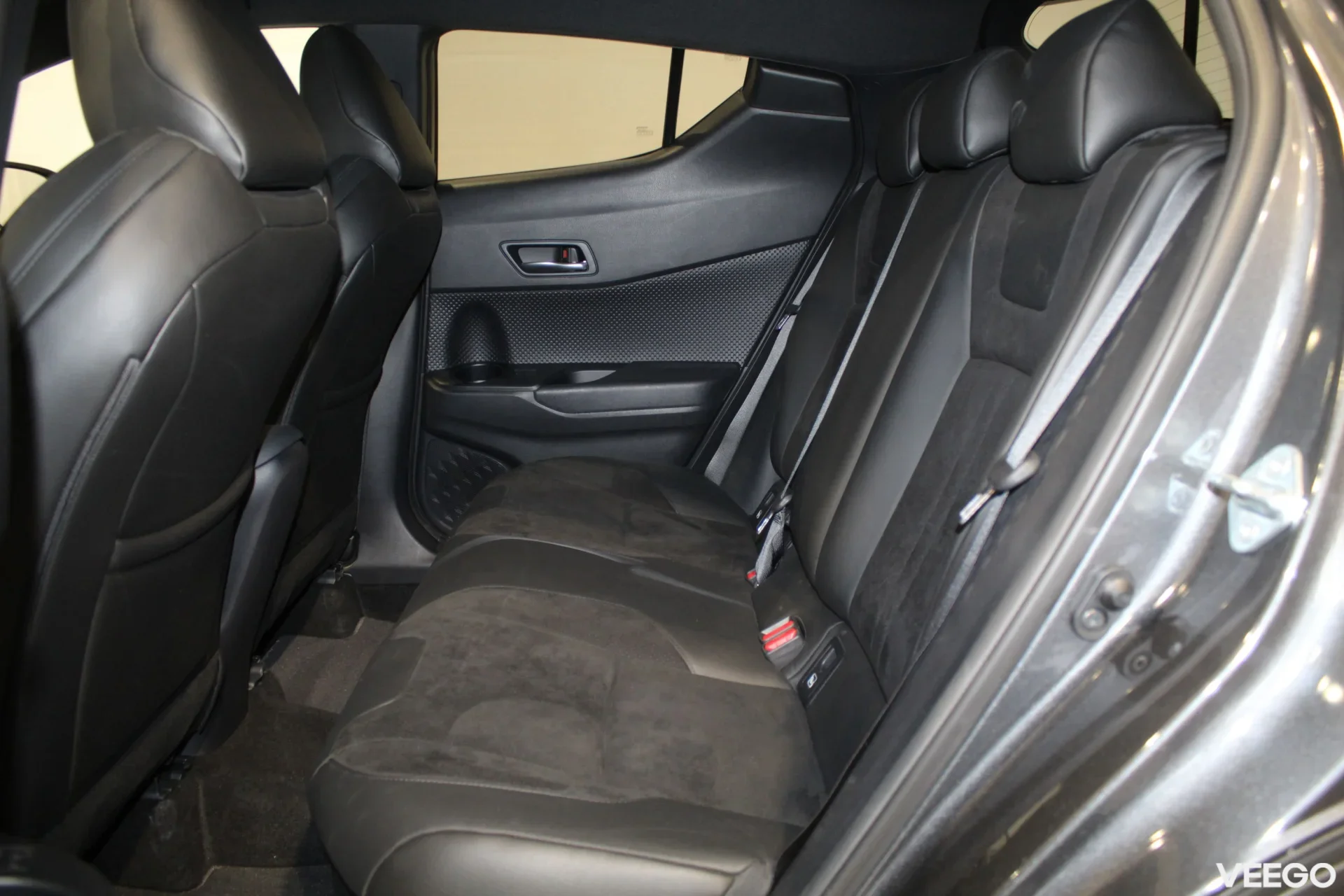 Toyota C-HR Style Plus 1.8 72kW