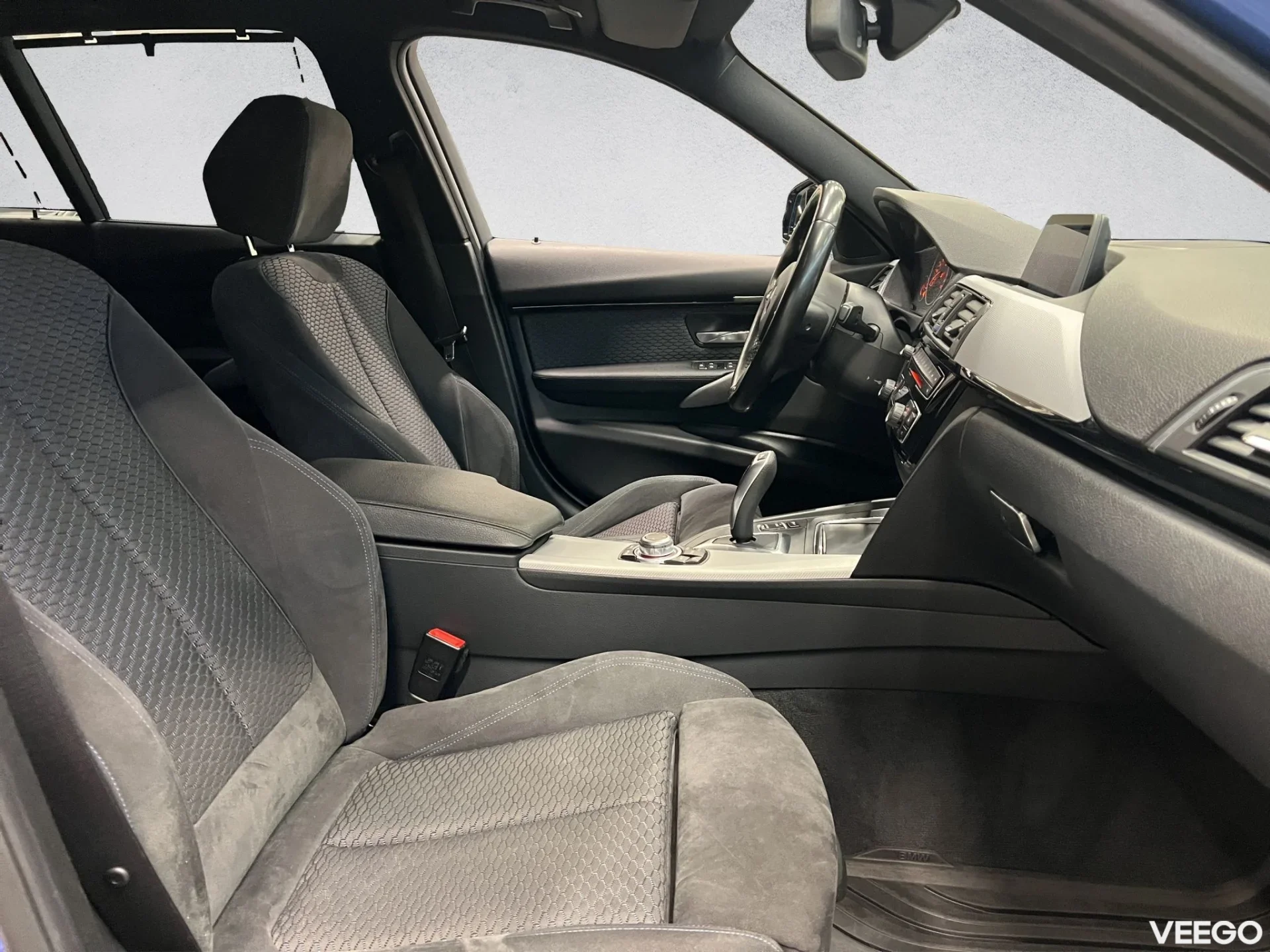 BMW 318 M-Sportpakett 110kW