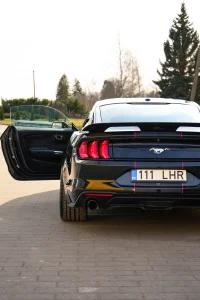 Ford Mustang FACELIFT SHELBY GT500 2.3 231kW thumbnail