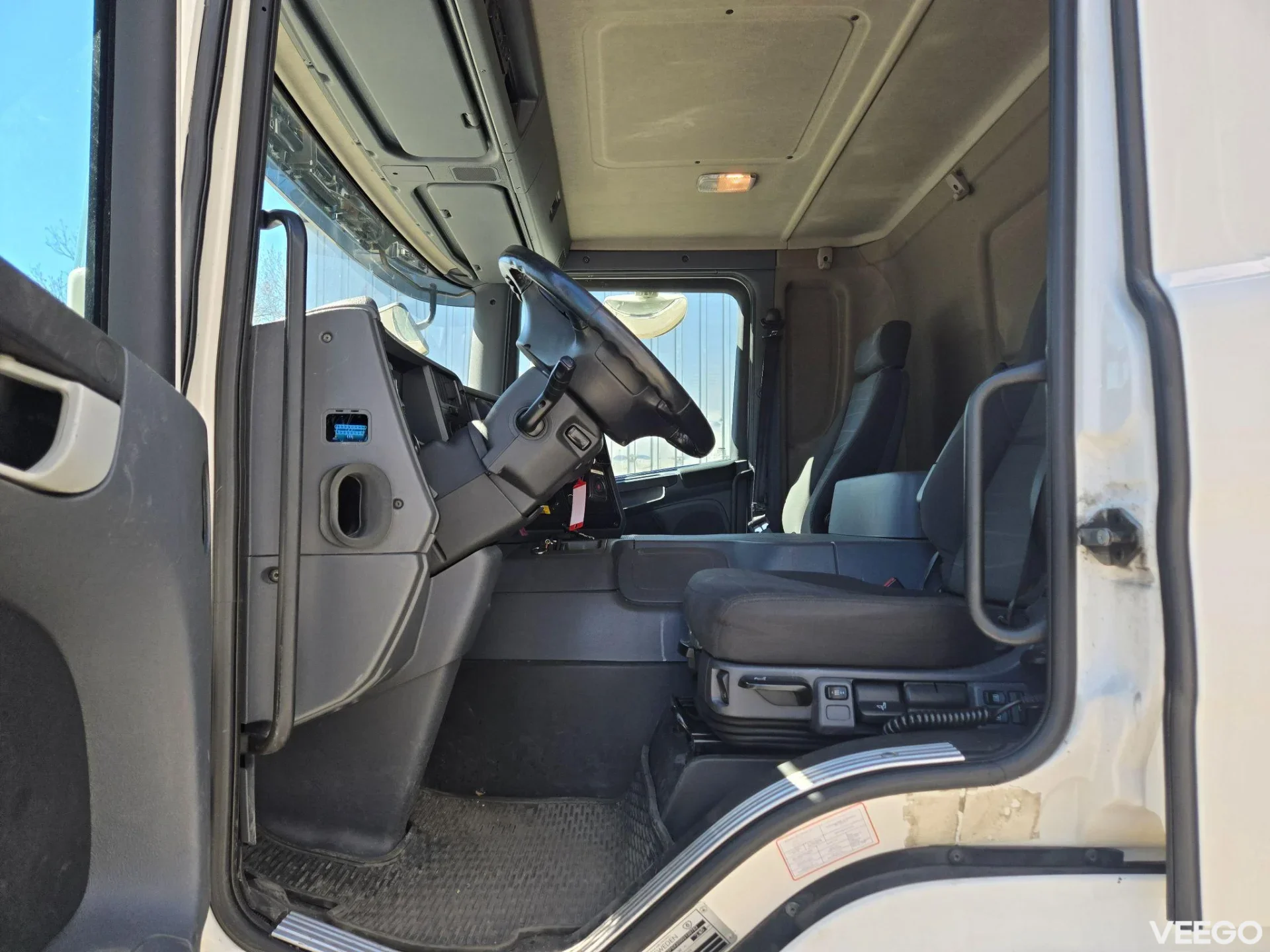 Scania P360 267kW