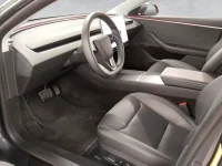 Tesla Model 3 Long Range Dual Motor AWD thumbnail