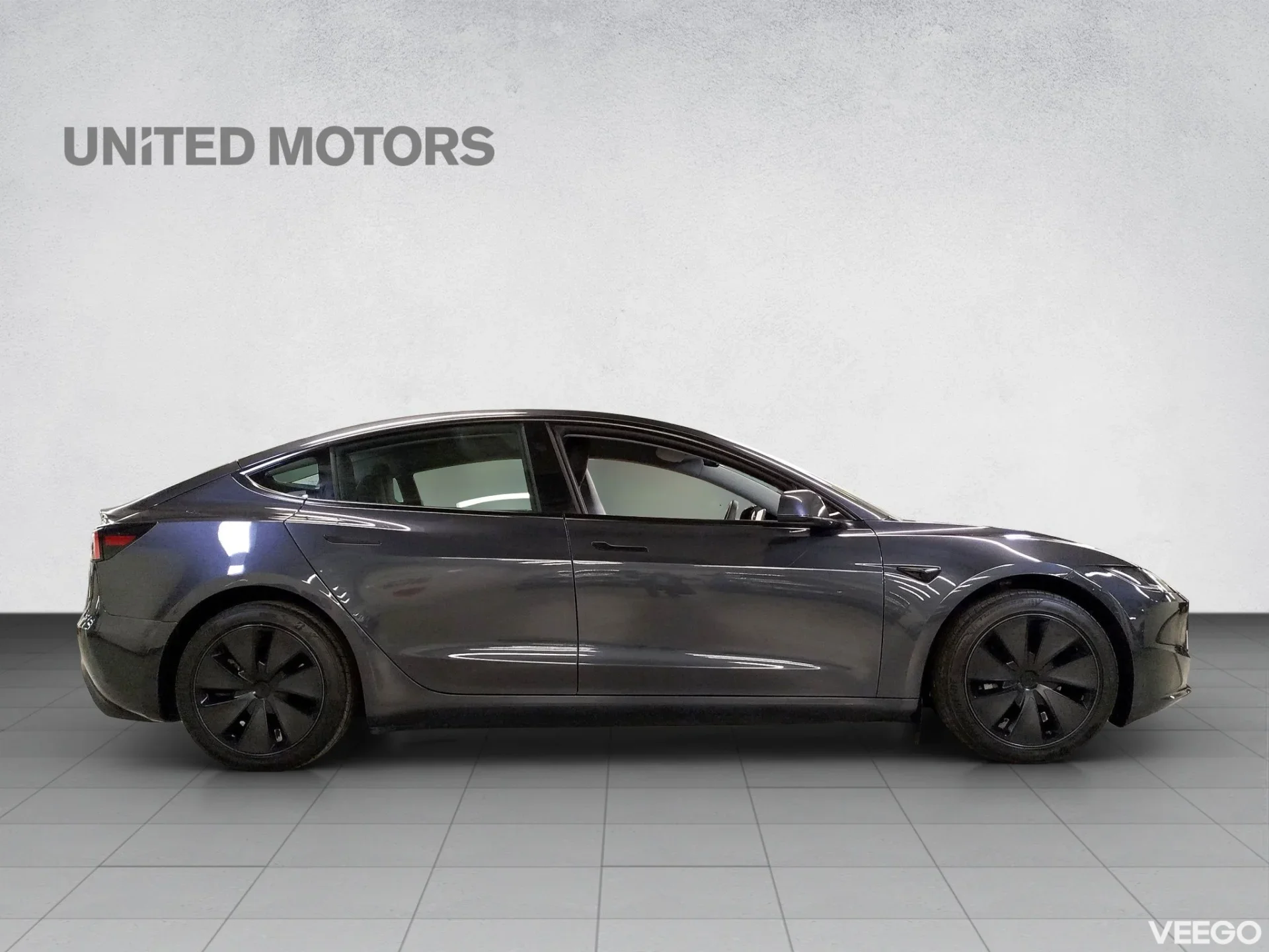 Tesla Model 3 Long Range Dual Motor AWD