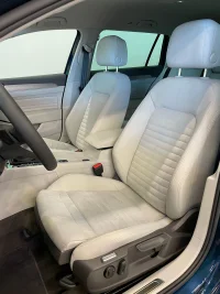 Volkswagen Passat Variant Executive 2 110kW thumbnail