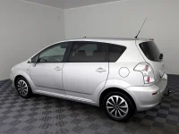Toyota Corolla Verso 2.2 100kW thumbnail