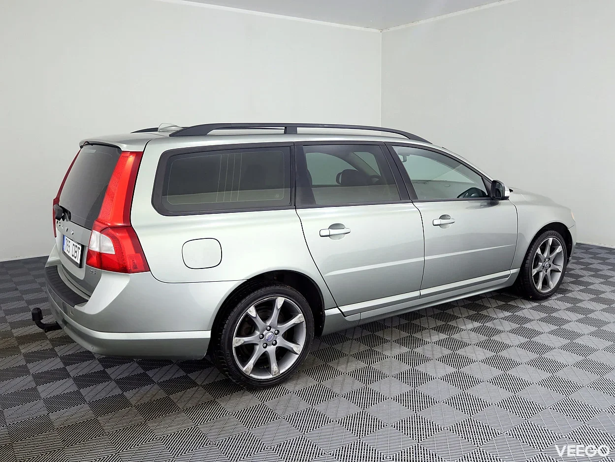 Volvo V70 2.4 136kW