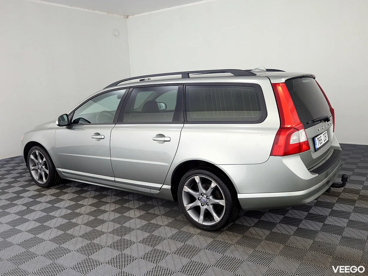 Volvo V70 2.4 136kW