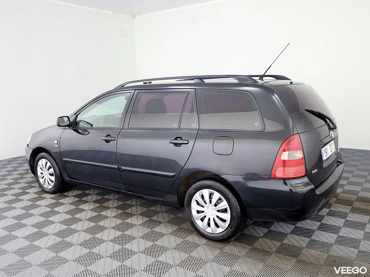 Toyota Corolla 2.0 66kW