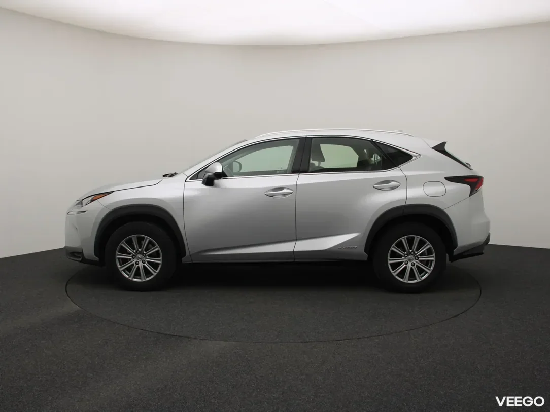 Lexus NX 2.5 145kW
