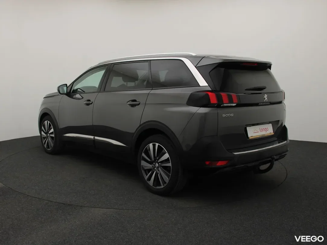 Peugeot 5008 1.2 96kW