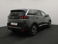 Peugeot 5008 1.2 96kW thumbnail
