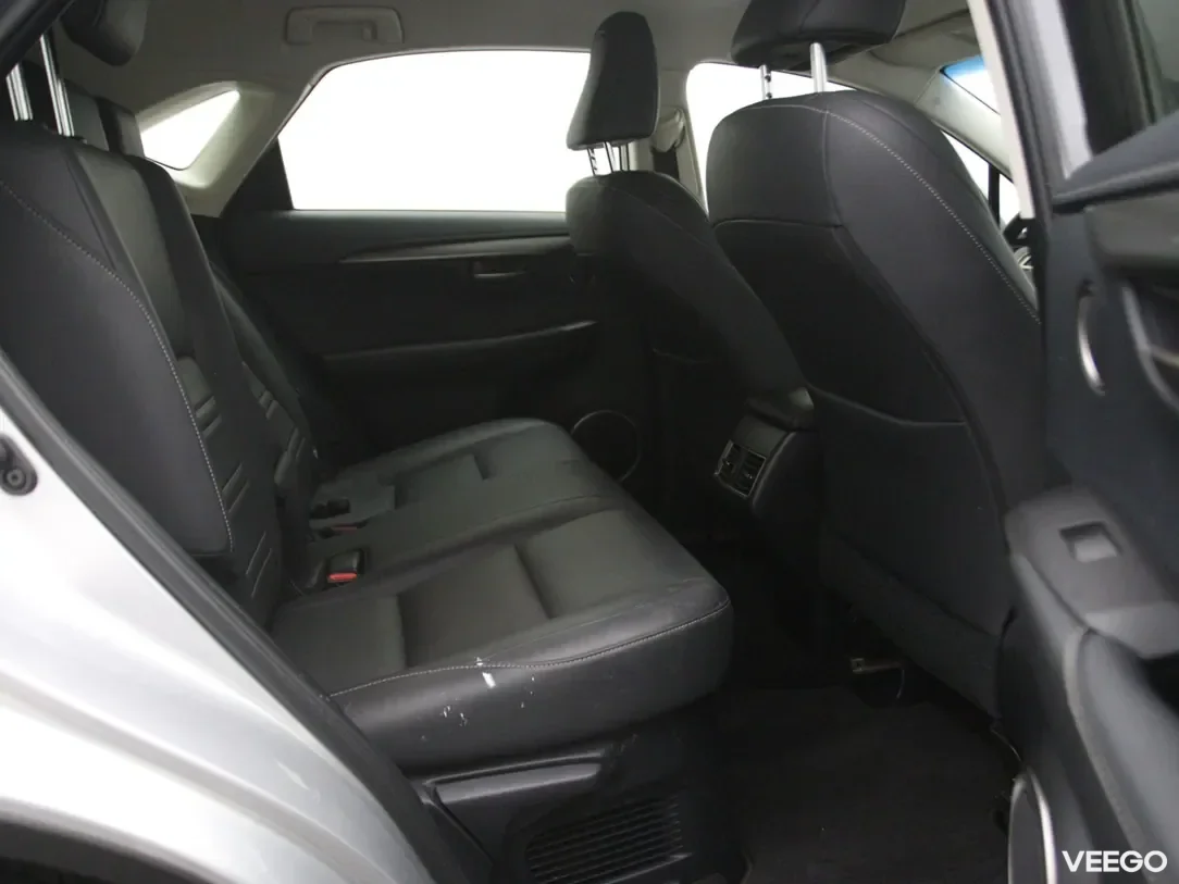 Lexus NX 2.5 145kW