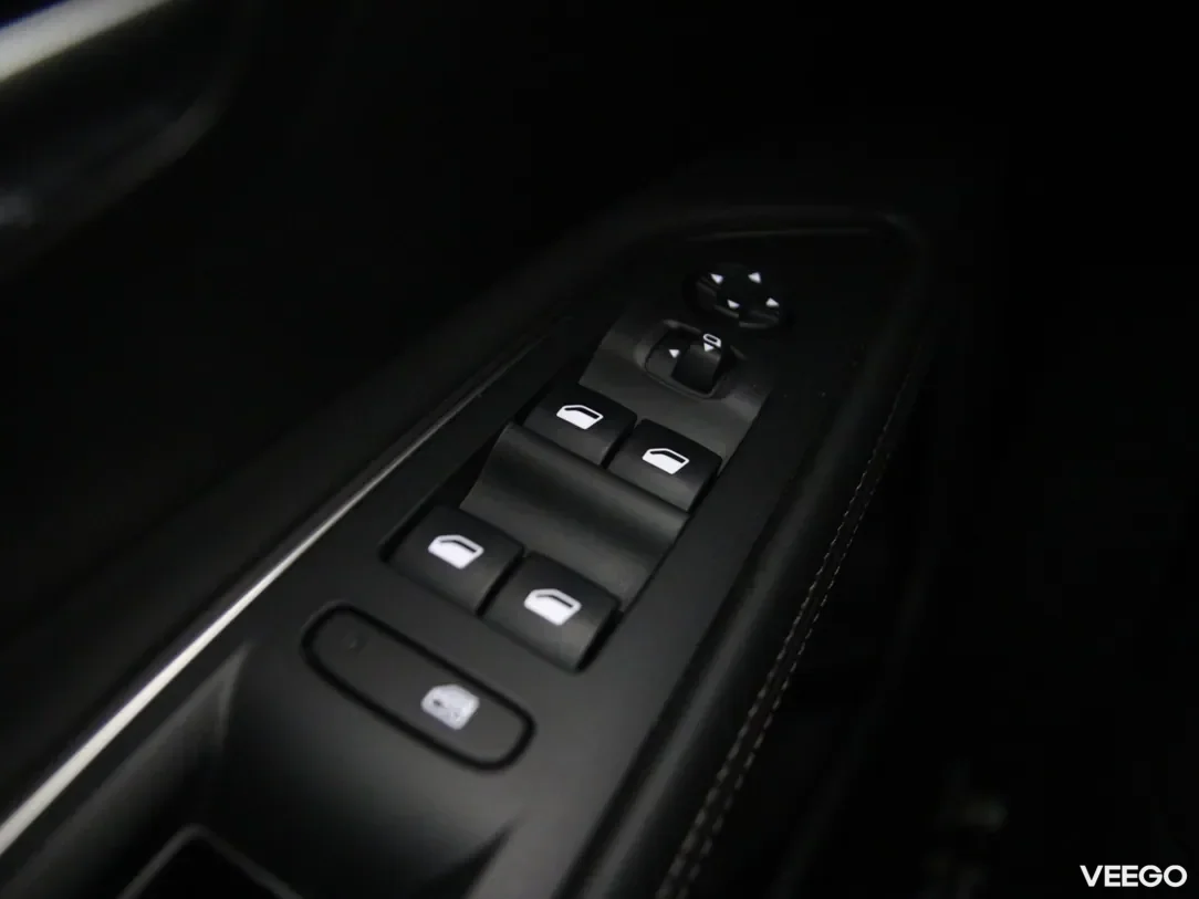 Peugeot 5008 1.2 96kW