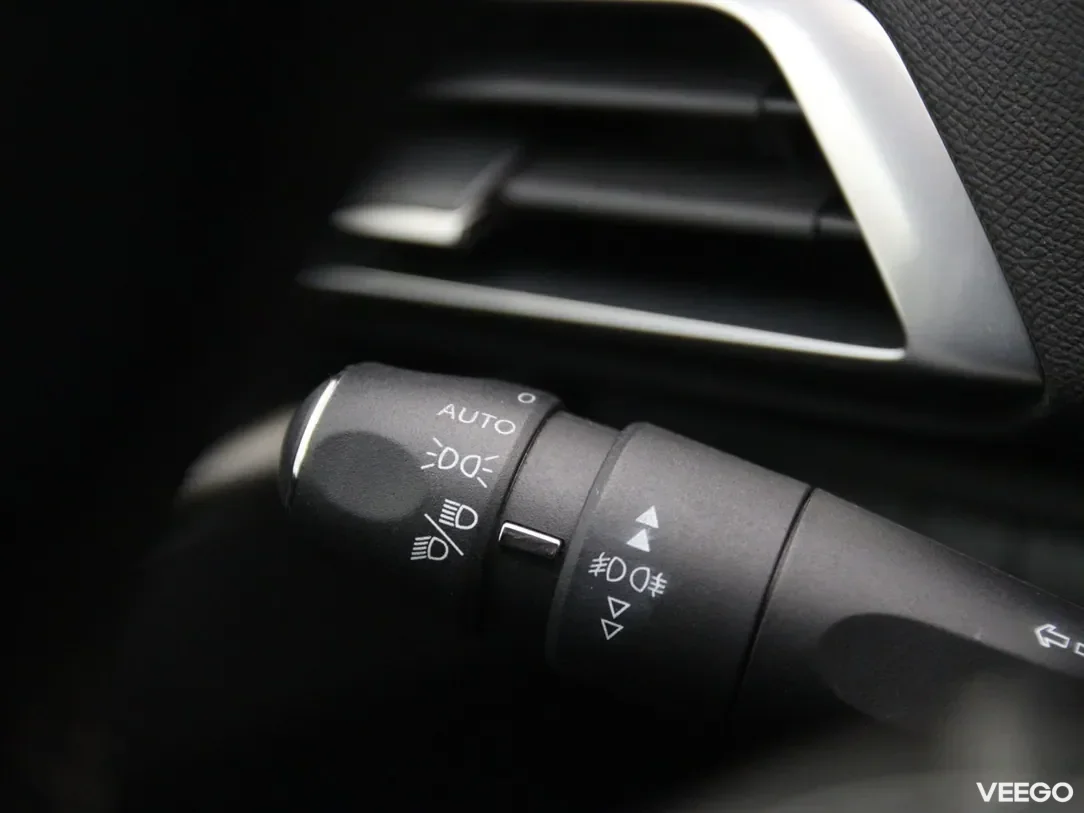 Peugeot 5008 1.2 96kW