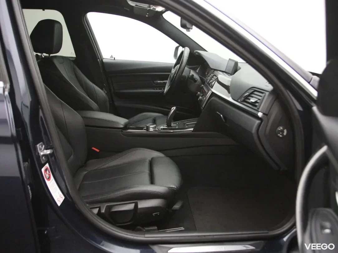 BMW 320 2 135kW