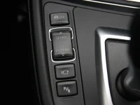 BMW 320 2 135kW thumbnail