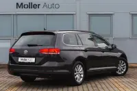 Volkswagen Passat 110kW thumbnail