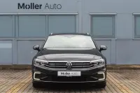 Volkswagen Passat 158kW thumbnail