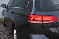 Volkswagen Passat 110kW thumbnail
