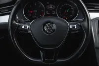 Volkswagen Passat 110kW thumbnail