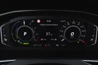 Volkswagen Passat 158kW thumbnail