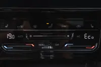 Volkswagen Passat 158kW thumbnail